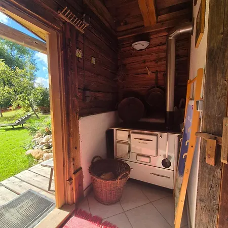 Farmház Woerglerhof's Huettenapartments Mit Kachelofen Alpbach