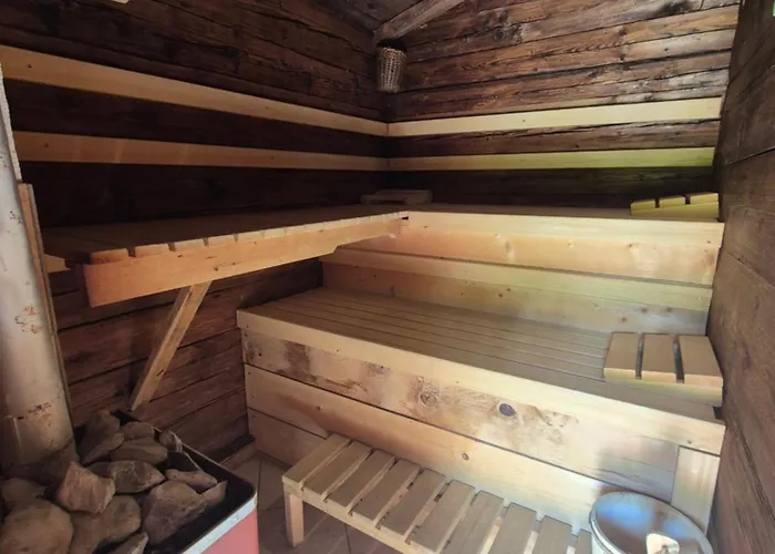 Woerglerhof's Huettenapartments Mit Kachelofen Κατάλυμα σε φάρμα Alpbach