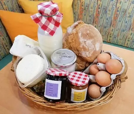 Çiftlik konaklama Woerglerhof's Huettenapartments Mit Kachelofen Alpbach