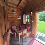 Woerglerhof's Huettenapartments Mit Kachelofen Çiftlik konaklama