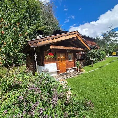 ファームステイ Woerglerhof's Huettenapartments Mit Kachelofen *