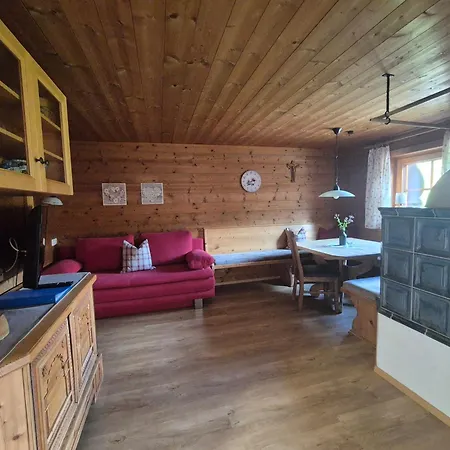 Woerglerhof's Huettenapartments Mit Kachelofen アルプバッハ